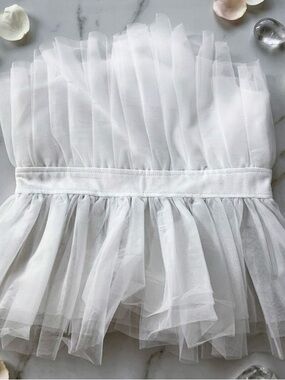 White Tulle Ruffled Strapless Top